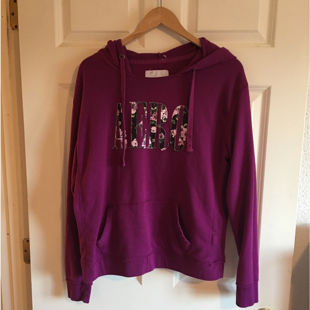 Aeropostale Burgundy Hooded Floral Sweatshirt. Size XL.